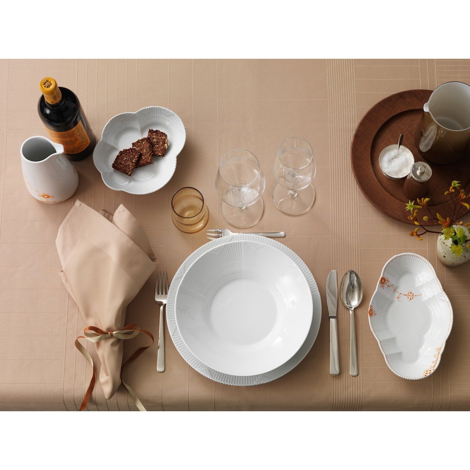[product_category]-Royal Copenhagen Elements White Plate, 28cm-Royal Copenhagen-5705140706168-1017499-ROY-3
