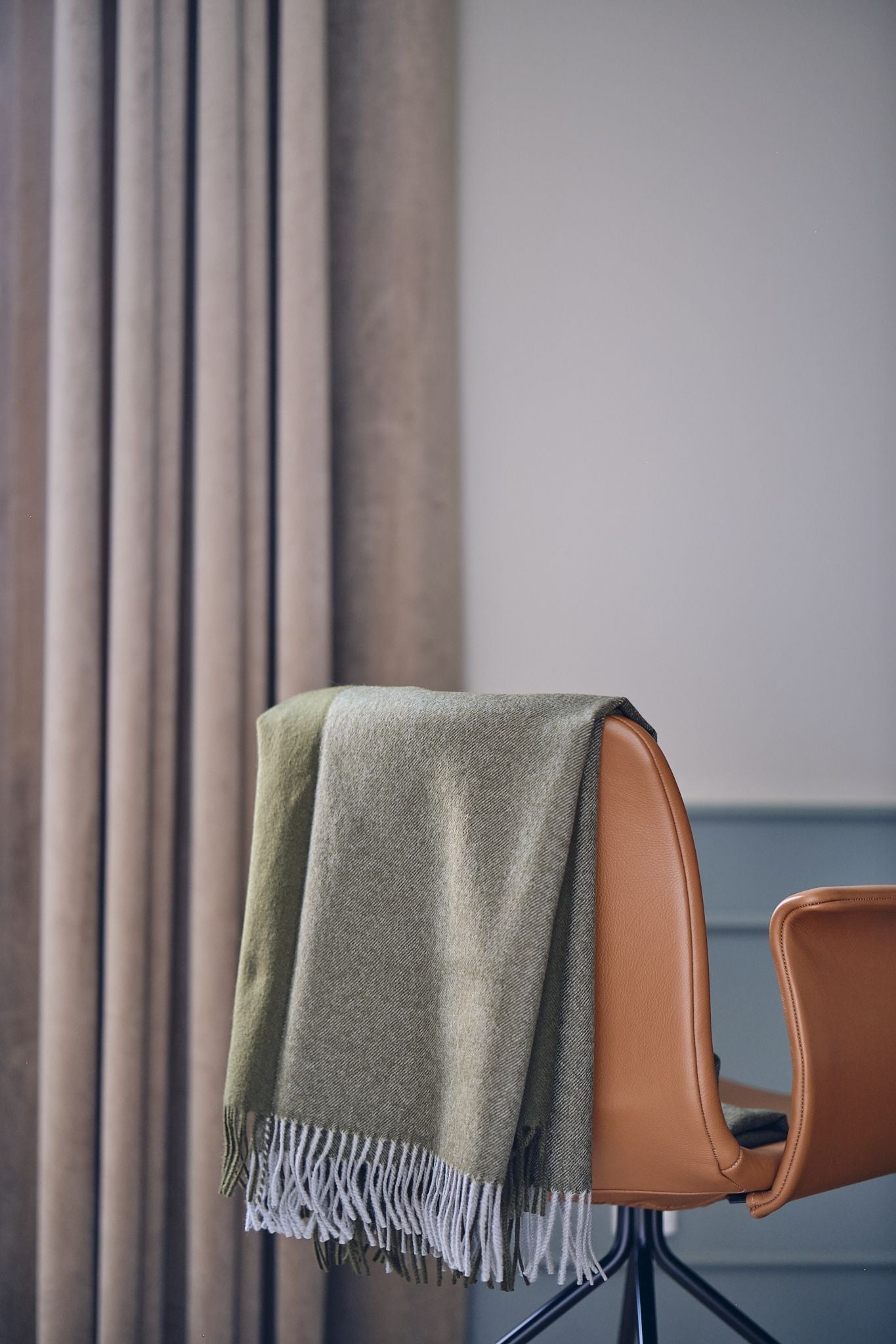 [product_category]-Silkeborg Uldspinderi Secret Throw 130x190 Cm, Beetroot/Rhubarb-Silkeborg Uldspinderi-5710390010750-00-1531 - RWS-2202-SIL-6