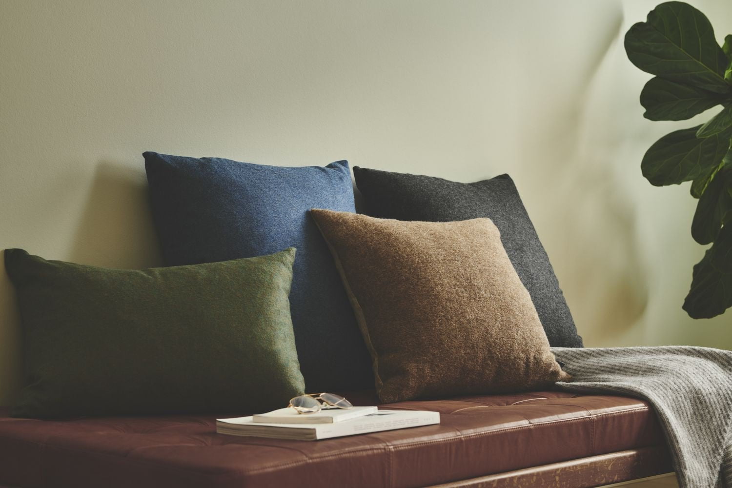 [product_category]-Silkeborg Uldspinderi The Polychrome Cushion 50x70 Cm, Green/Sage-Silkeborg Uldspinderi-5710390011672-00-1510-1003-SIL-6
