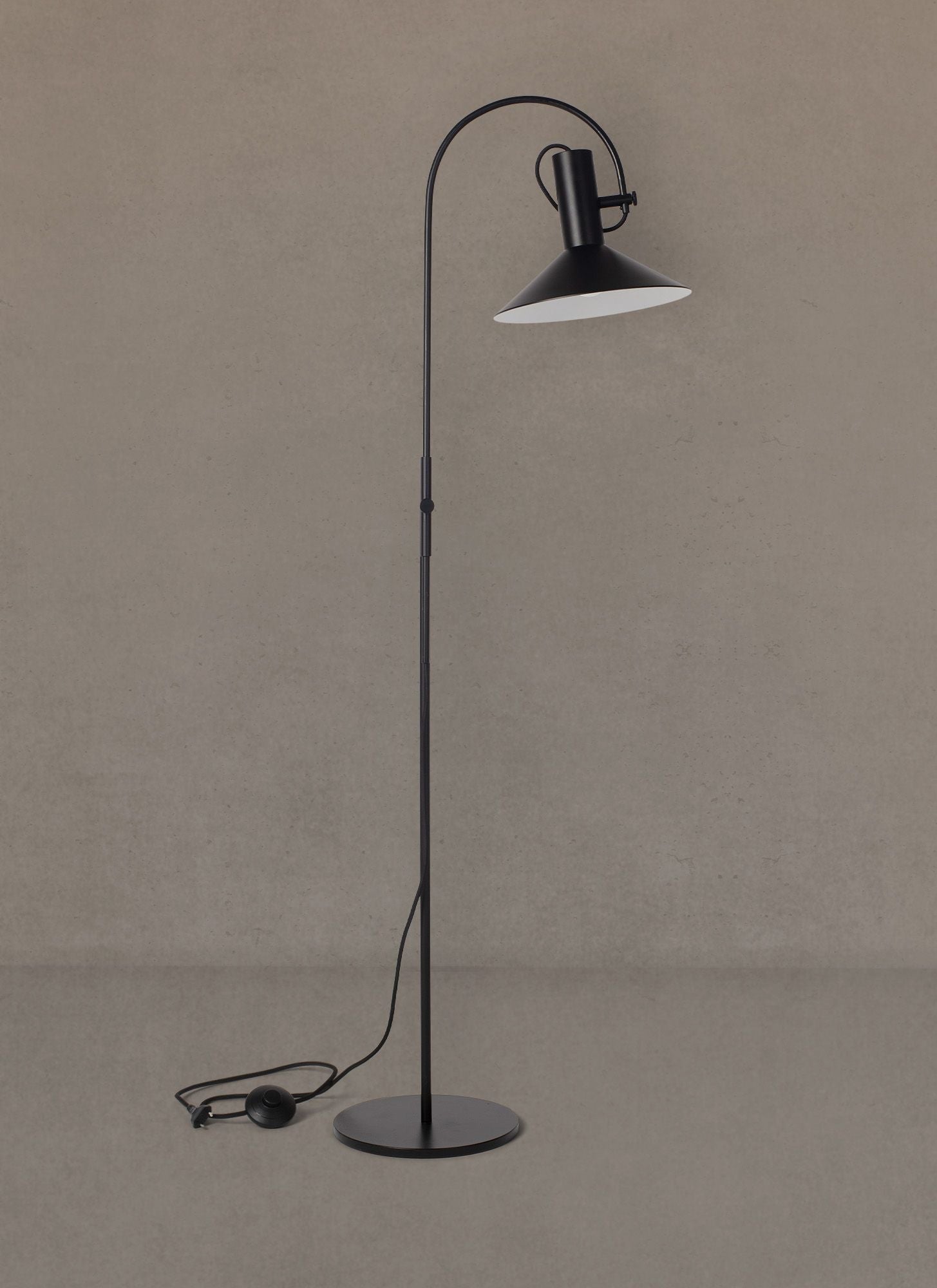 [product_category]-Spring Copenhagen Formula Floor Lamp, Black-Spring Copenhagen-5713487062243-5020-BLK-SPR-3