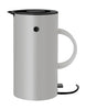 Stelton EM77 Kettle 1,5 L, lysegrå