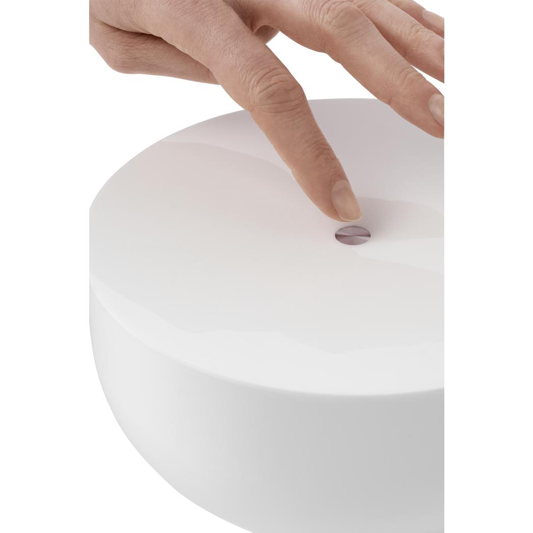 New Works Kizu Portable Table Lamp, White